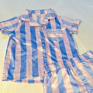 Art Class Pajama set! Brand new w/o tags. Pink & Blue Size 4/5